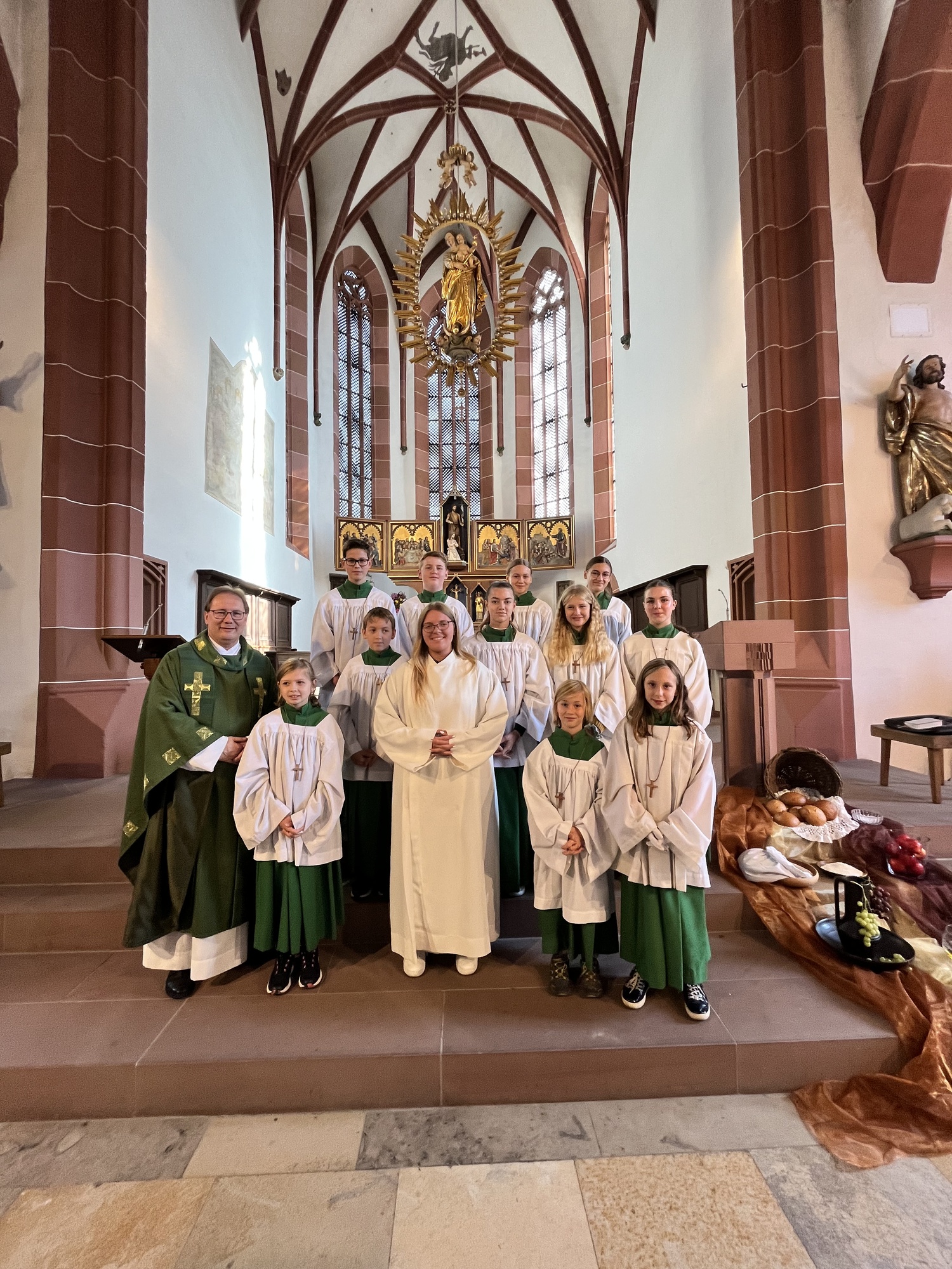Pastoralassistentin Karolin Proksch, Einführungsgottesdienst zu Erntedank Pastoralassistentin Karolin Proksch, Einführungsgottesdienst zu Erntedank