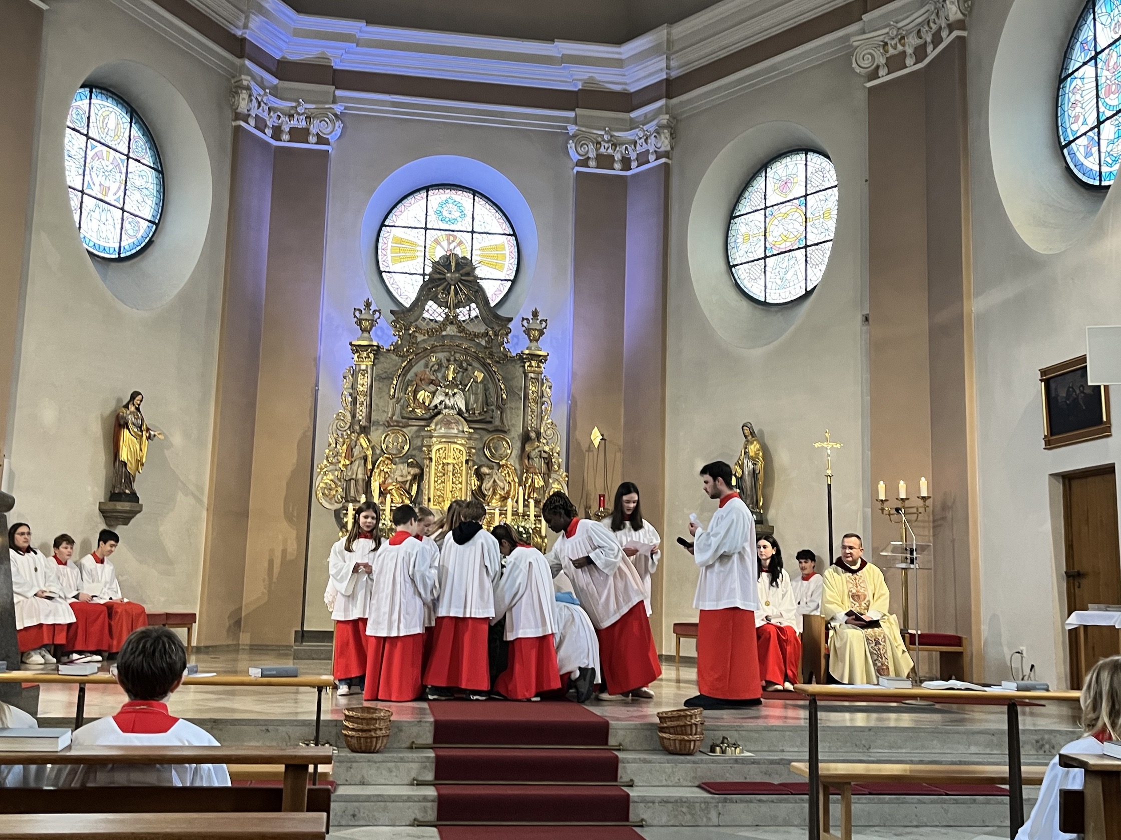 Ministranteneinführung Ministranteneinführung