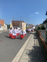 Kahl Fronleichnamsprozession 2025