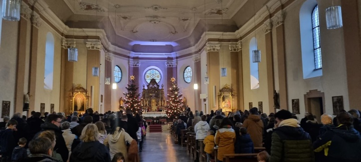 Kinderkrippenfeier in St. Margareta an Heiligaben